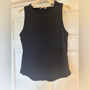 Chicos Scoop Neck Tank